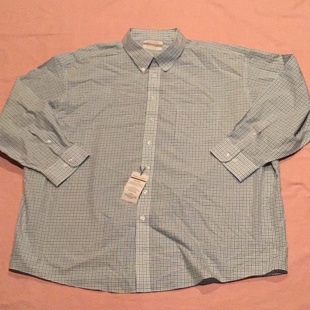 Roundtree & Yorke Blue Checkered Casual Button Down Shirt